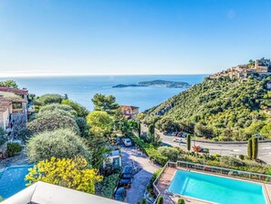Sky, Water, Plant, Nature, Azure, Building, Vegetation, Urban Design, Coastal And Oceanic Landforms