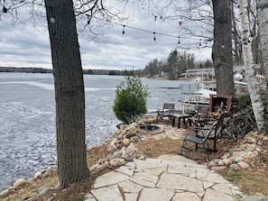 Patio & fire pit area