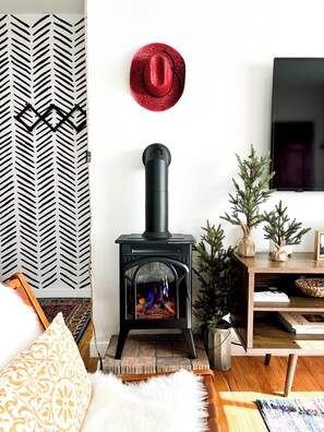 Perfect for curling up with your favorite book or unwinding.