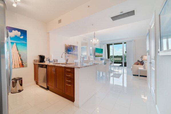 Kitchen and Dinning Area