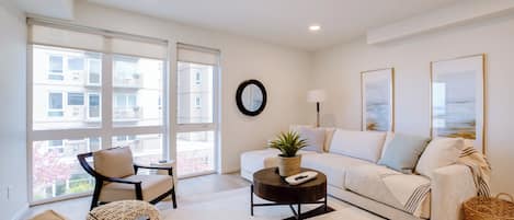Seaside Vacation Rental | 2BR | 3.5BA | 2,506 Sq Ft | Stairs Required