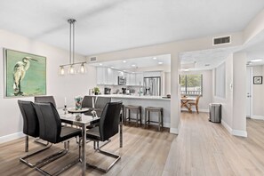 Kitchen/dining