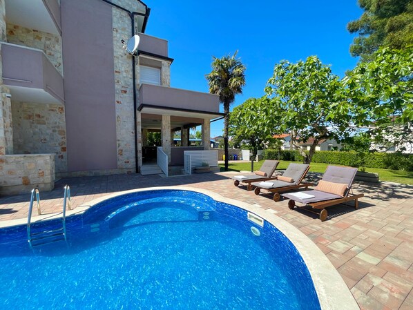 Piscina