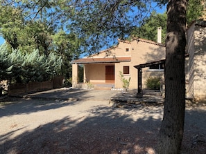 Devant de la maison 
