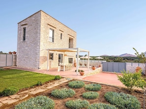 Luxury Crete Villa | Villa Stella Maris | Beautifully Landscaped Views & Private Heated Pool | BBQ | 2 Bedroom | Mylopotamos