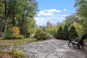 Front patio with chairs