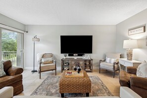 This second floor villa epitomizes simple coastal living.