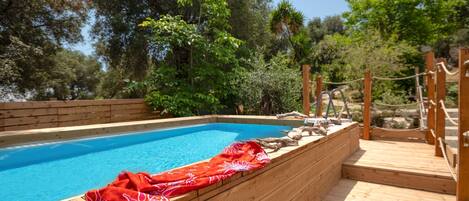 Pool indulged in green
