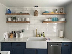 Our brand new kitchen is designed for convenience and luxury, whether you are a chef connoisseur or a take out queen!