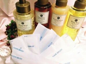 Bathroom amenities