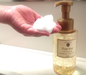 Bathroom amenities