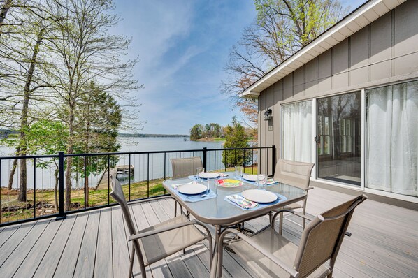 Troutman Vacation Rental | 3BR | 2BA | Step-Free Access | 3,600 Sq Ft