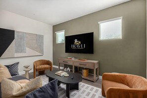 Large Living Room with Smart TV and Plenty of Seating