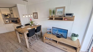 Wohnzimmer Pole 7...