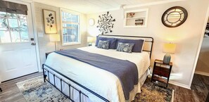 Lily Pad Upper, Queen Bed