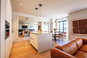 Open kitchen