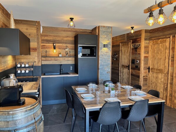 Private kitchen