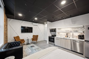 Located on 2nd floor - Full Kitchen