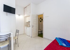 Table-Casa Bartolomea 5-Elba Island