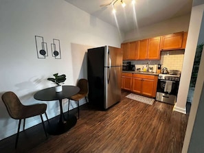 Harper 402 new6