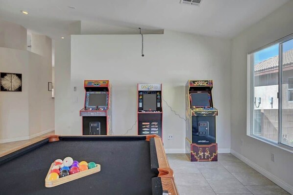 Spielezimmer