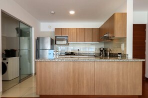 Open kitchen