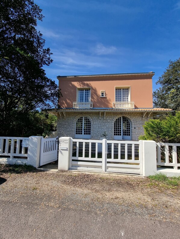 Extérieur