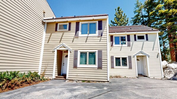 Siding, House, City, Outdoors, Shelter