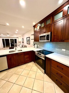 NEWLY renovated kitchen!