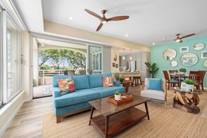 Palms at Wailea 1706 living area 1