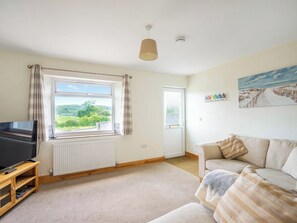 Living area | The Grockle Hide, Seaton