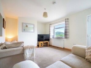 Living area | The Grockle Hide, Seaton