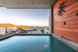 Exquisite Tinos Suite | Suite with Breathtaking Sea Views and Outdoor Jacuzzi | 2 Bedrooms | Martiou