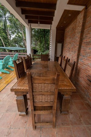 Outdoor dining