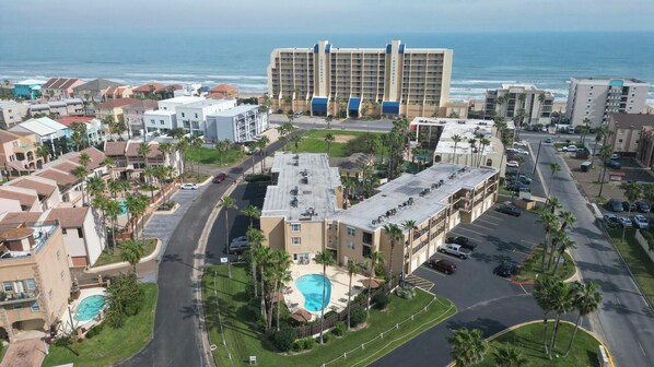 PropertyImg1