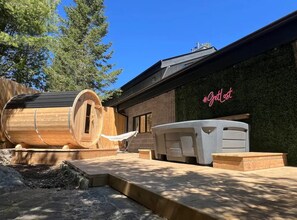 Patio 1: Hot Tub and Suauna 