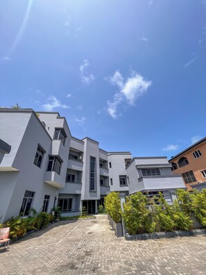 Fachada da propriedade