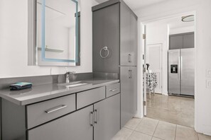 Plenty of space for getting ready!