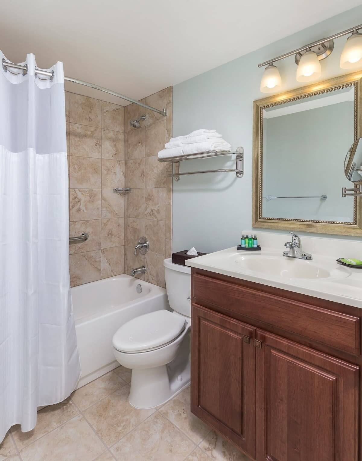 Wyndham Skyline Tower | 3BR/2BA King Bed Suite