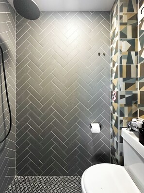 #SofiaStudioStay
#CityViewApartment
#ModernDesignLiving
#PrivateBathroomLuxury
#KitchenetteConvenience