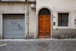 Building Exterior, Main Entrance