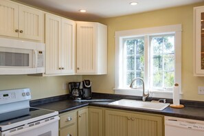 Sunny Kitchen