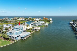 Easy bay access