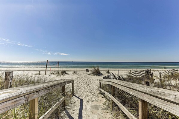 Panama City Beach Vacation Rental | 2BR | 2.5BA | Stairs Required | 1,044 Sq Ft