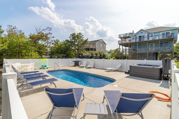 Private Pool