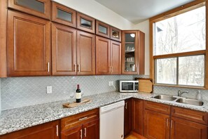 Kitchen - Upper Level