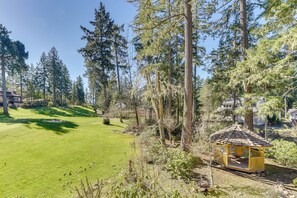 Property Exterior | Private Gazebo | Fire Pit | Golf Course Access