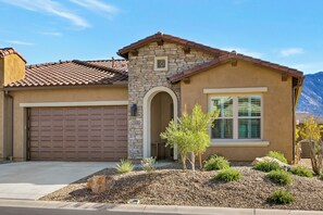 Charming front exterior