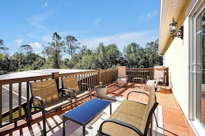 03_Balcony_112024