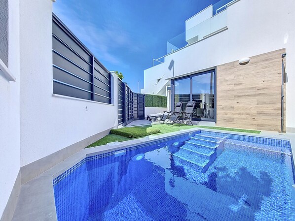 Modern Villa Pool Roof Terrace Wi-Fi Smart TV Los Alcazares Sea Views